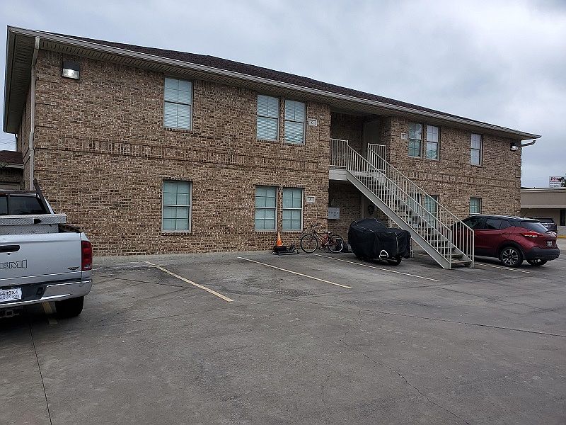 1st image of 1121 Avenue H APT A
