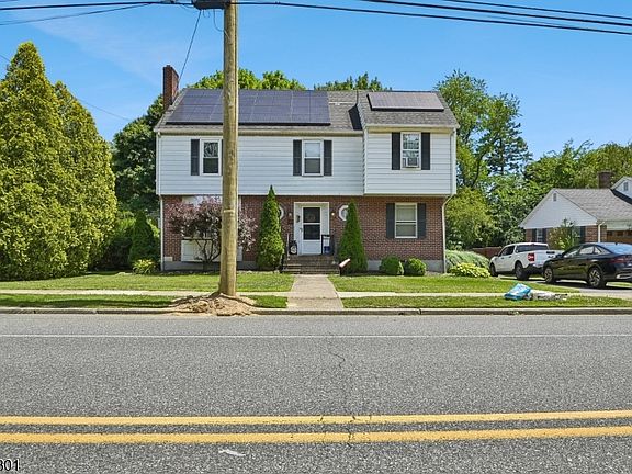 4th image of 664 Belvidere Rd