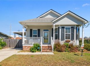 4849 Pauline Dr, New Orleans, LA 70126