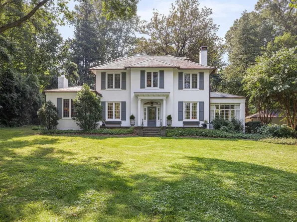 1204 Blue Ridge Rd, Charlottesville, VA 22903