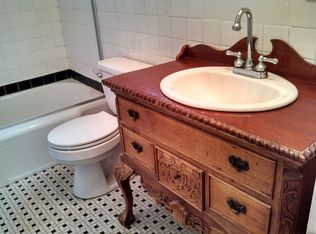 1 Valley Pl, Montclair, NJ 07043