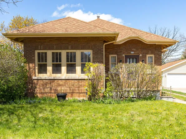 450 W 16th Ave, Oshkosh, WI 54902