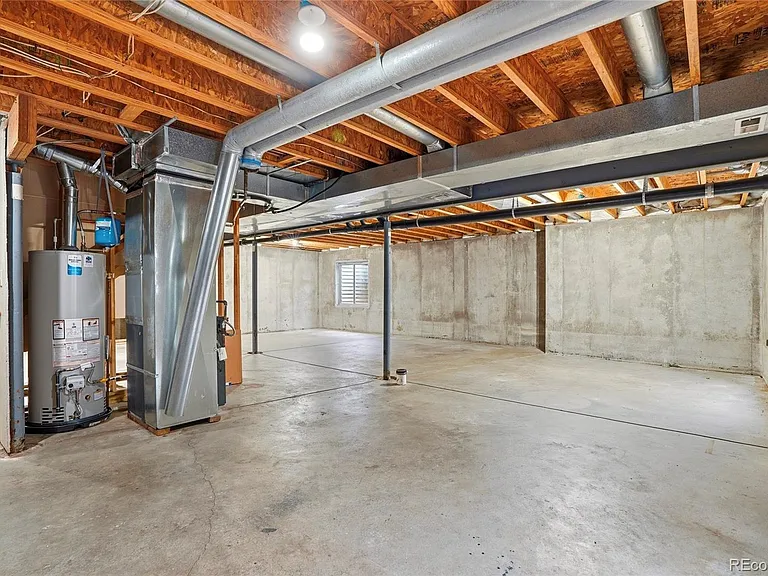 3501 S Ivanhoe St — Photo 29