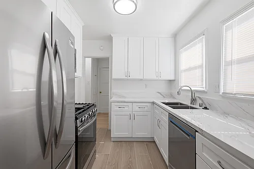 11654-11656 Chandler Blvd #2 Photo 1