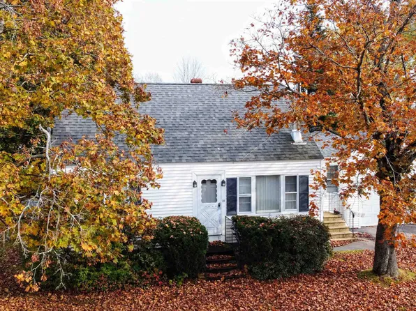 14 Rowland Street, Somersworth, NH 03878