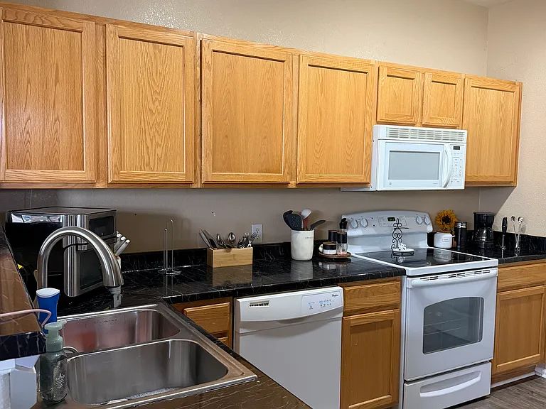 494 Black Feather Loop #104 — Photo 10