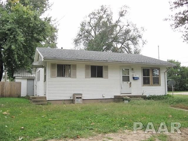 2nd image of 1600 Koch St