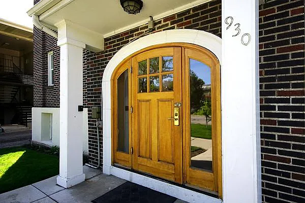 New Broadmoor — Photo 29