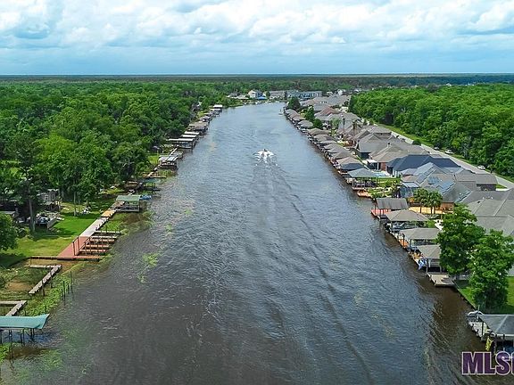 2nd image of 21150 Diversion Canal Rd