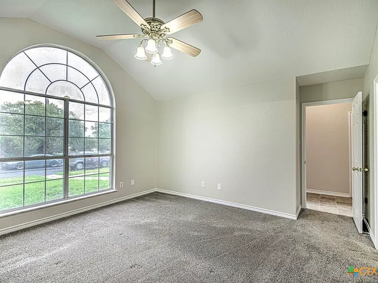 5009 Joseph Dr — Photo 15
