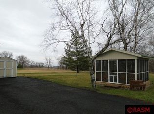 39826 W County Line Rd, Janesville, MN 56048