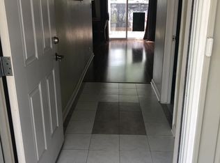 1995 Raleigh Pl, Hoffman Estates, IL 60169