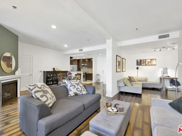 585 N Rossmore Ave APT 202, Los Angeles, CA 90004