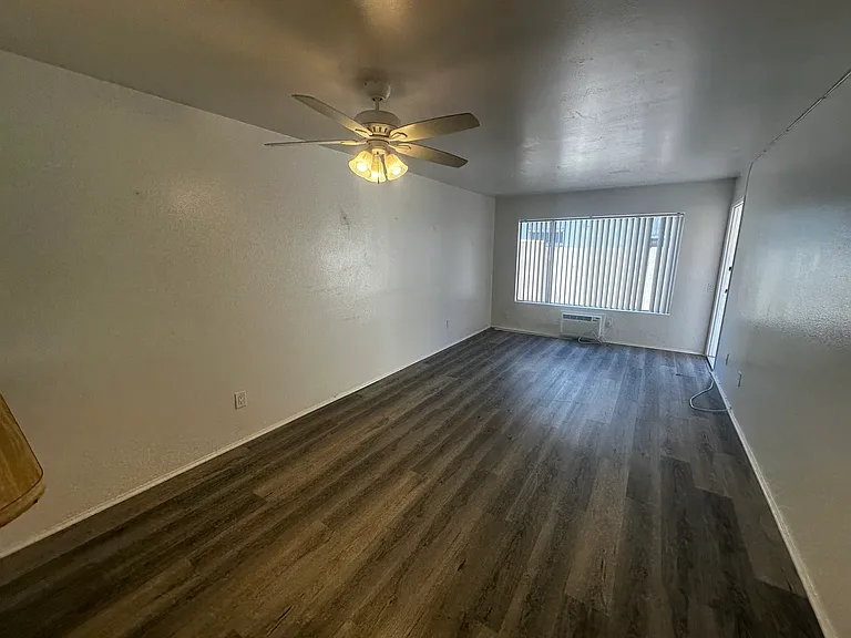 8850 Olive Ln #13 — Photo 15