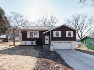 1519 Bridge St, Watertown, WI 53094