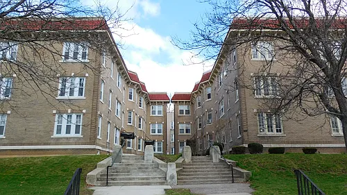 700 Farmington Ave #A1 Photo 1