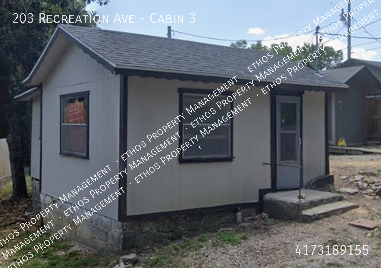Preleasing now! Cozy Cabin with a lake view! — Photo 1