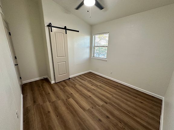 4th image of 2601 Red Sails Dr #B