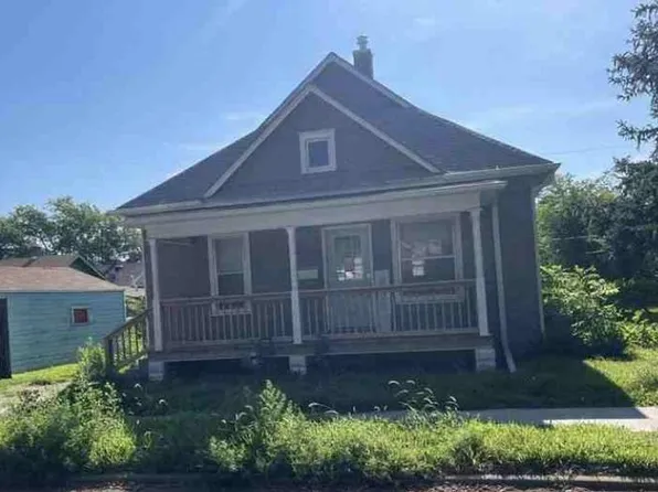 409 Montrose St, Salina, KS 67401