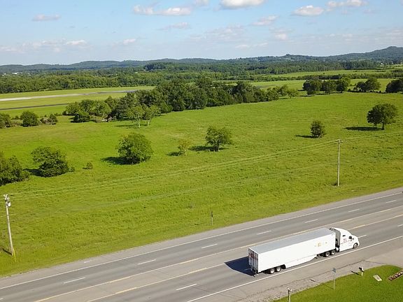 4th image of 2764 Highway 231 N