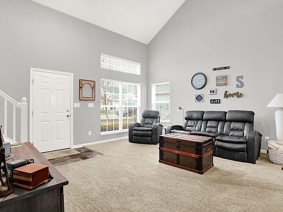 5th image of 7914 Harshaw Dr