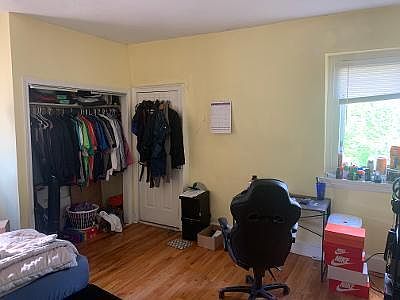 1st image of 389 Newtonville Ave #2