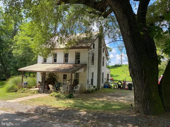10400 Enfield Rd, Felton, PA 17322