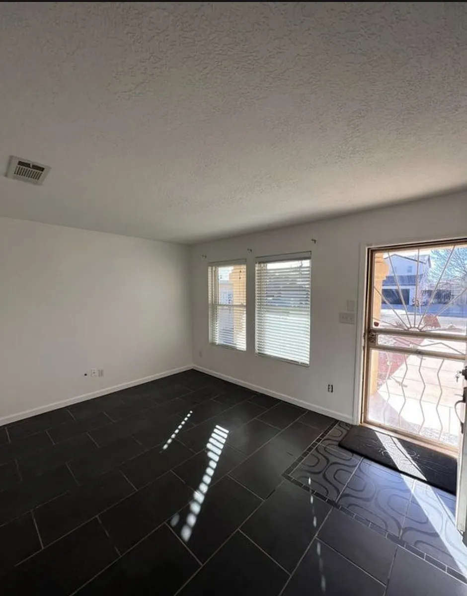 Building Photo - 10219 Andalusian Ave SW