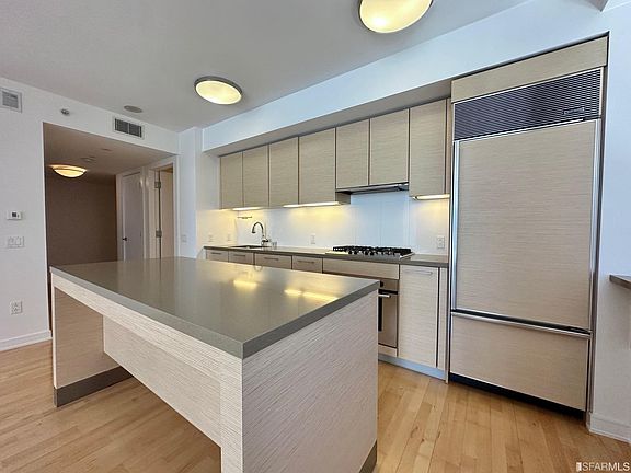 5th image of 301 Mission St APT 4C