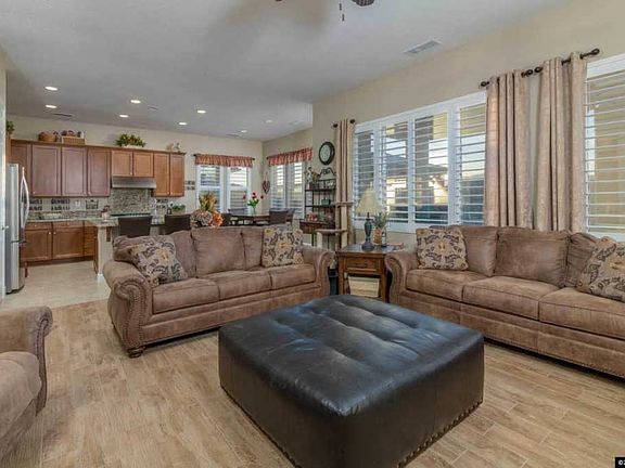 5th image of 11745 Valley Crest Dr