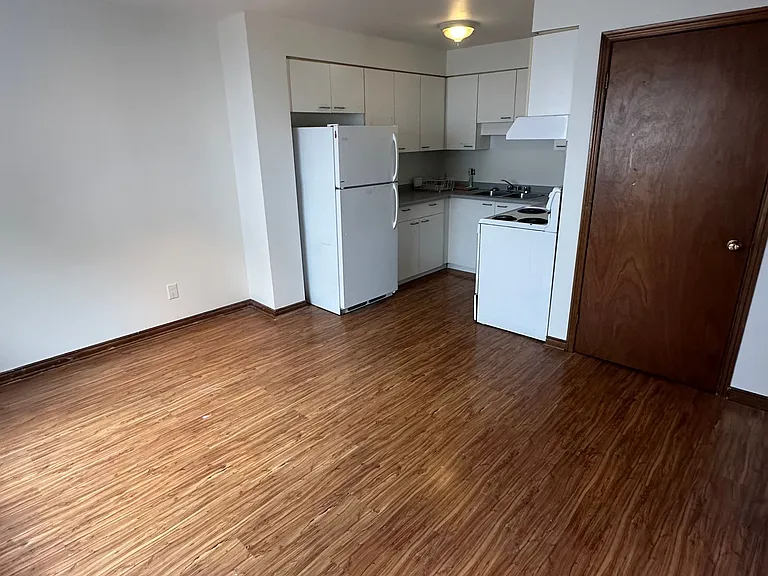1372 Haist St #1 — Photo 7