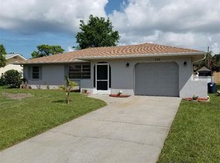 586 Palmetto Dr, Venice, FL 34293