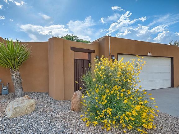 2nd image of 4715 Tierra Encantada Ct NE
