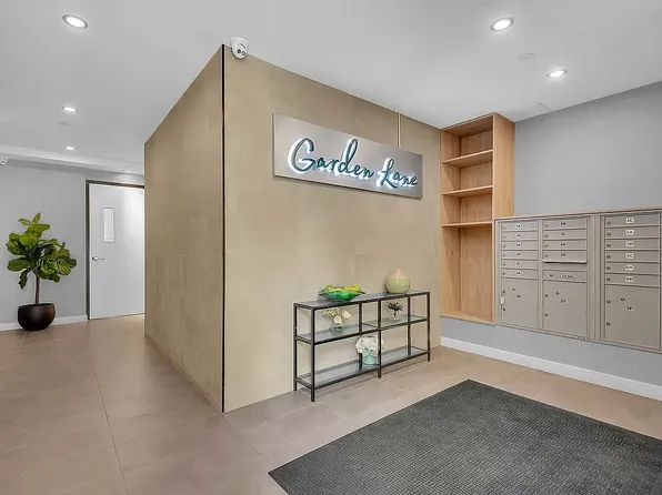 116-17 Grosvenor Lane image 8 of 15