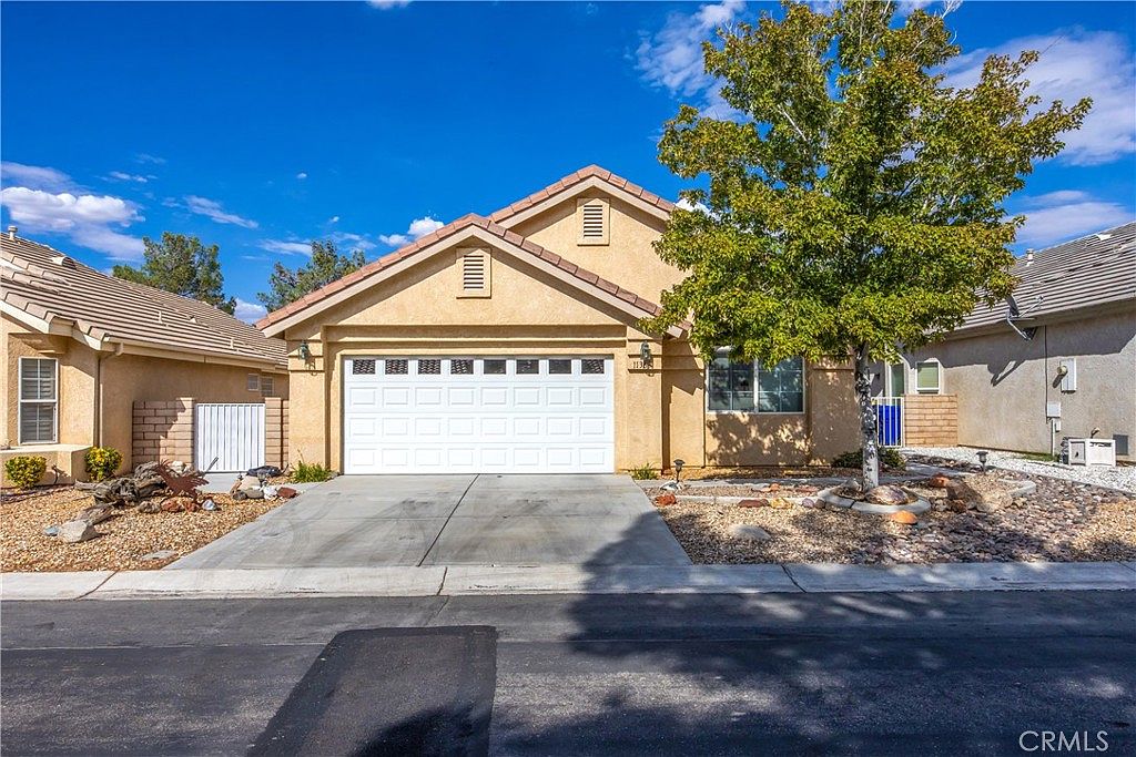 11363 Country Club Dr — Ashwood Golf Course