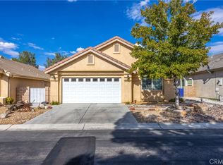 11363 Country Club Dr, Apple Valley, CA 92308