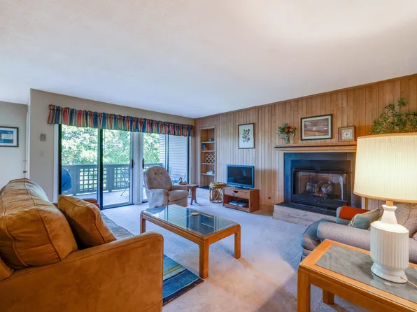 2041 Stone Rdg, Nellysford, VA 22958