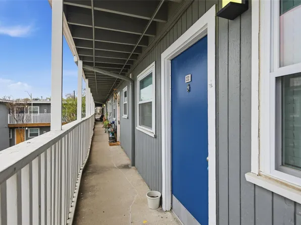 2401 Manor Rd APT 232, Austin, TX 78722
