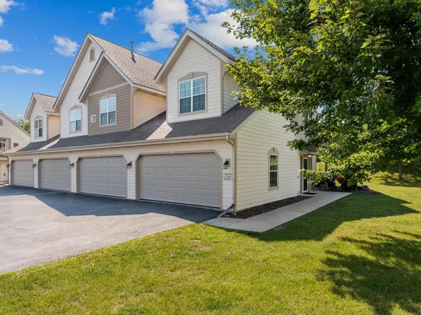 8521 South Stratford ROAD #20, Oak Creek, WI 53154