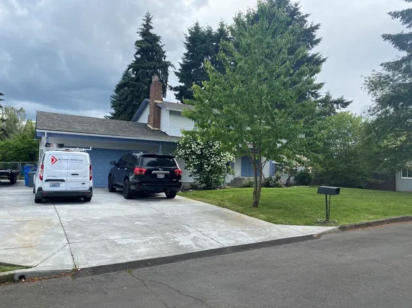 5605 NE 114th St, Vancouver, WA 98686