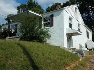 321 Clift St, Martinsville, VA 24112
