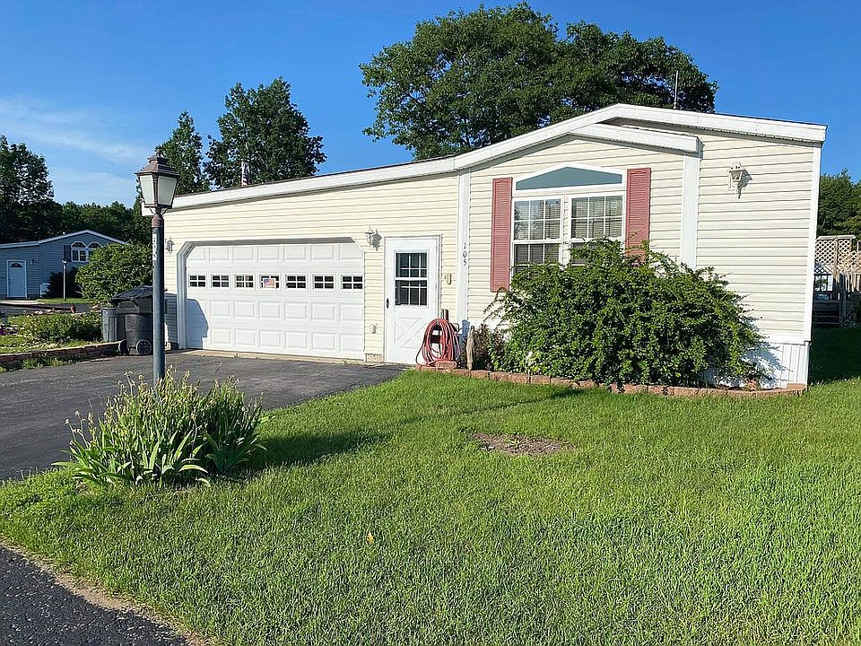 1st image of 155 29th St Lot 105