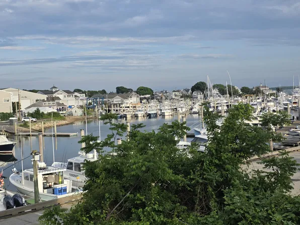 110 School Street #E202, Hyannis, MA 02601