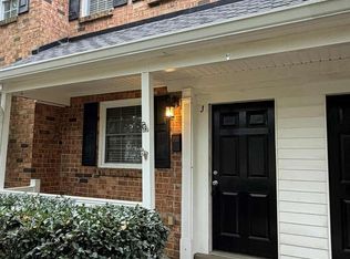 1218 Green Oaks Ln APT J, Charlotte, NC 28205