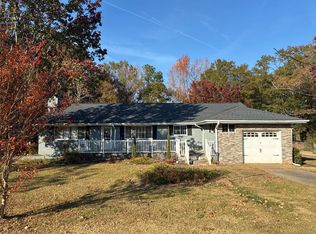 201 White Oak Rd, Woodruff, SC 29388