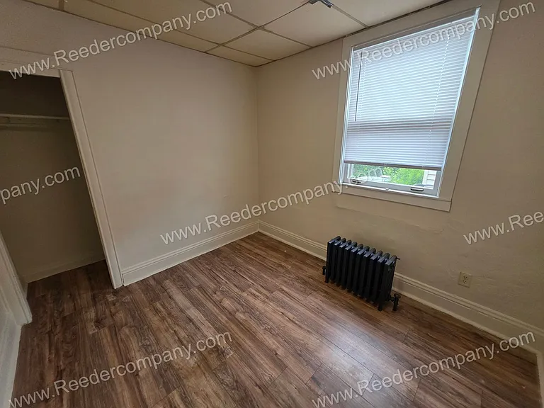 3915 Catalpa Street — Photo 9