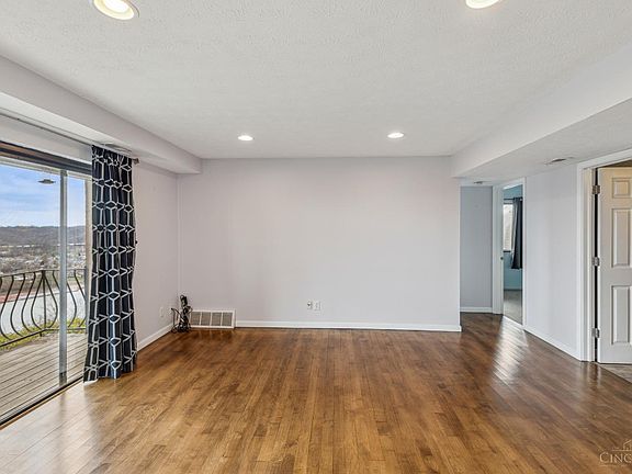 3rd image of 355 Grand Ave Unit 204