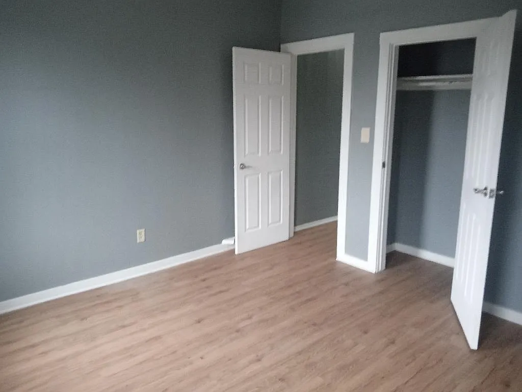 3 bed, 1.5 bath, 1200 sqft, $1,350 — Photo 4