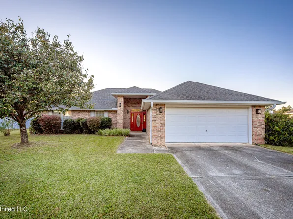 1603 Heather Ct, Ocean Springs, MS 39564