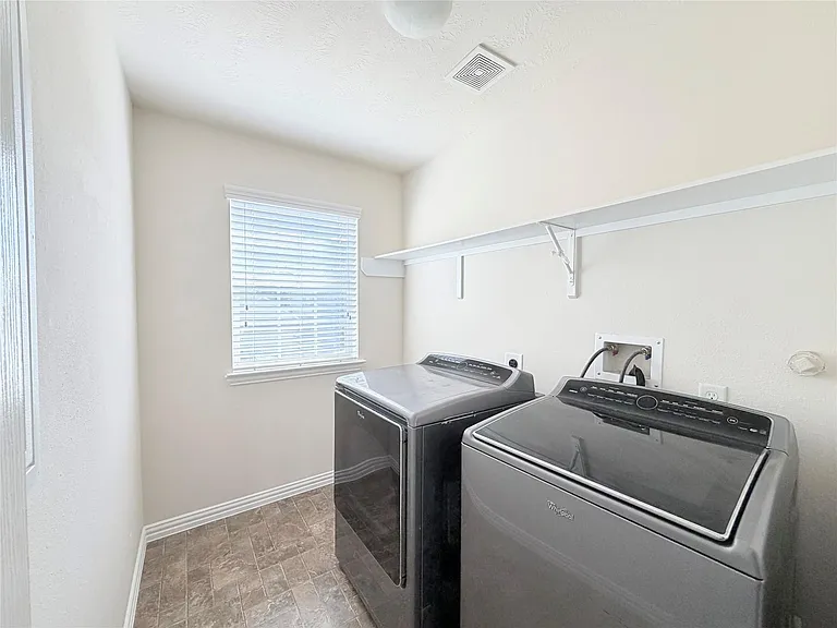 24514 Hikers Bend Dr — Photo 15